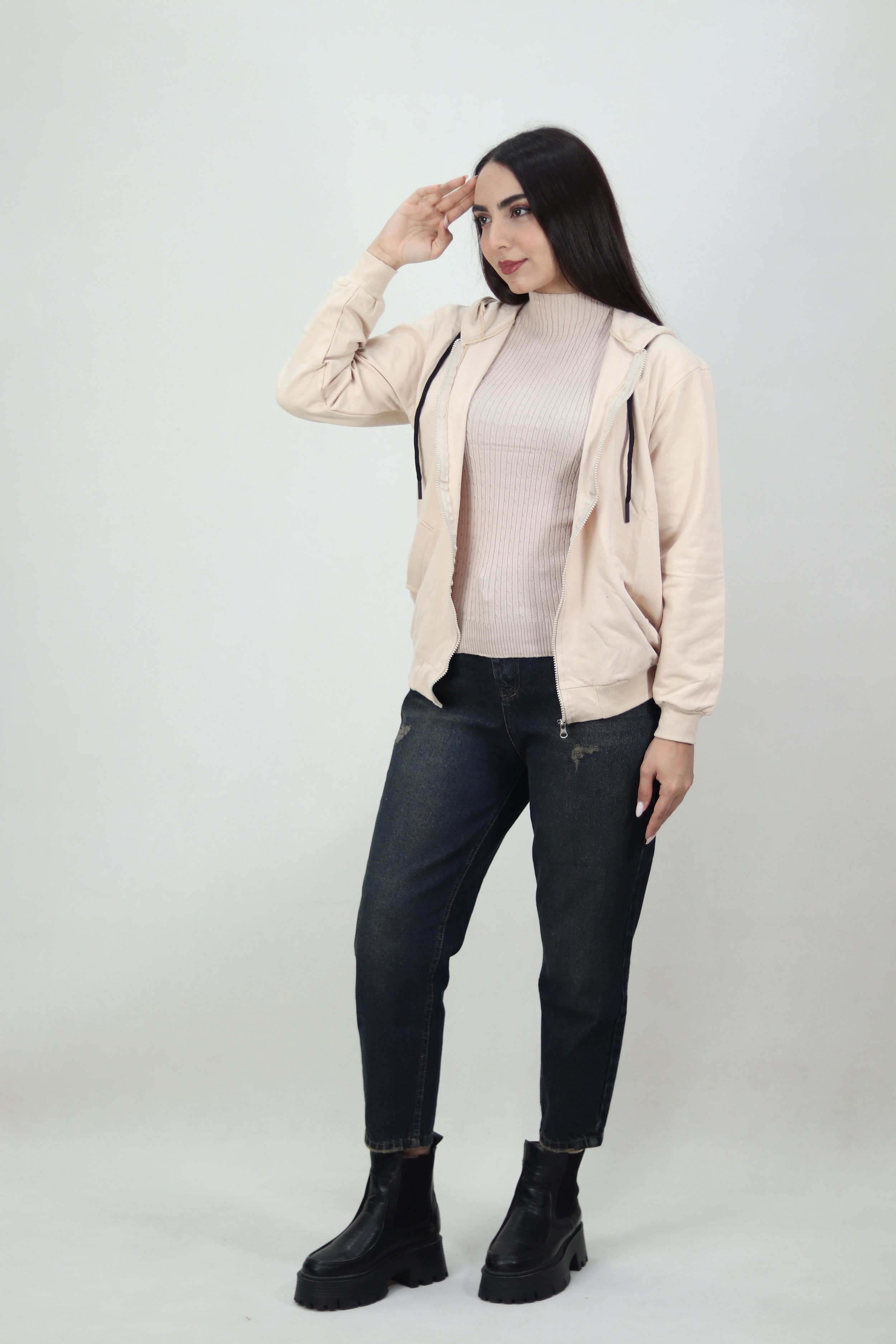 سویشرت کرم رنگ